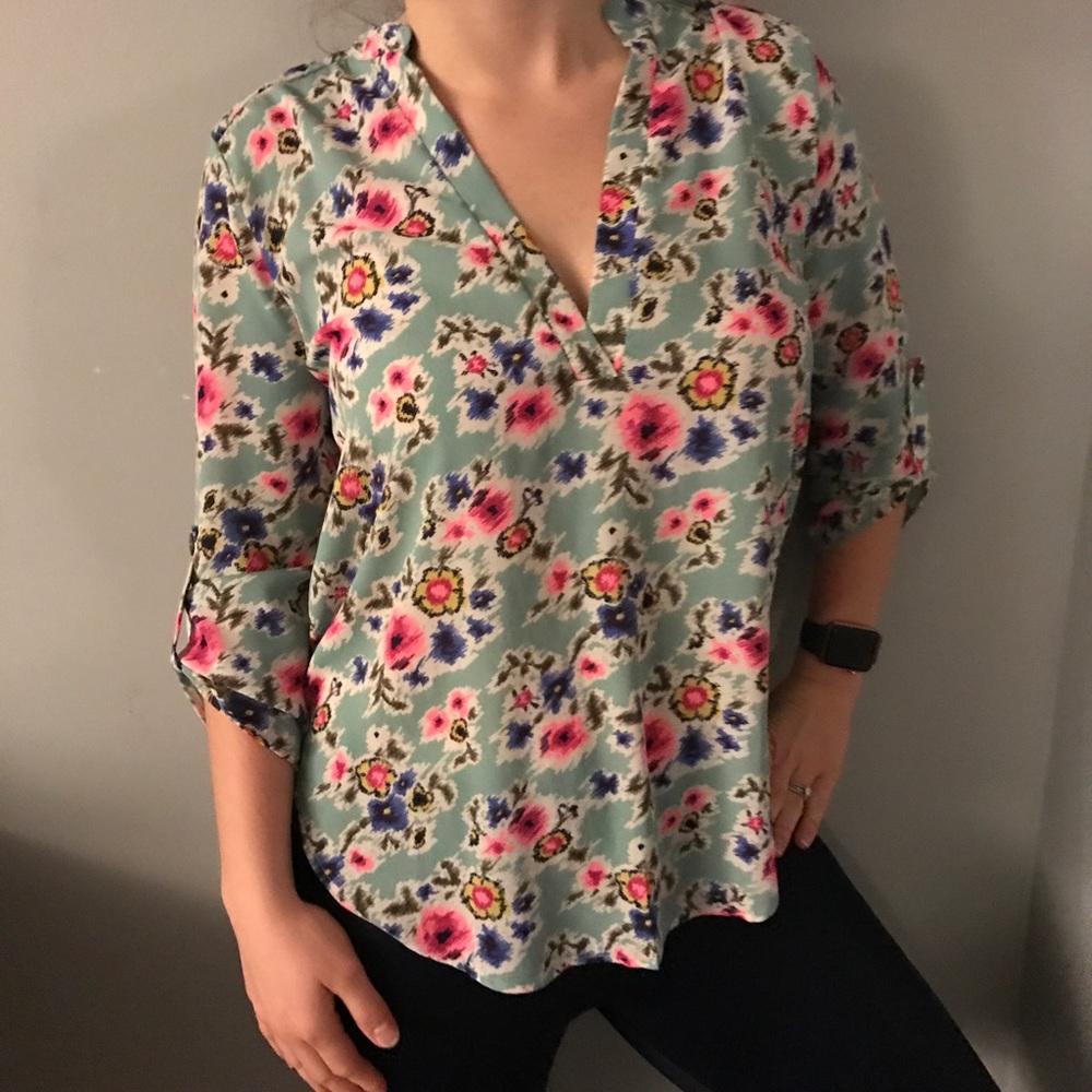 ❌SOLD❌ Floral Top