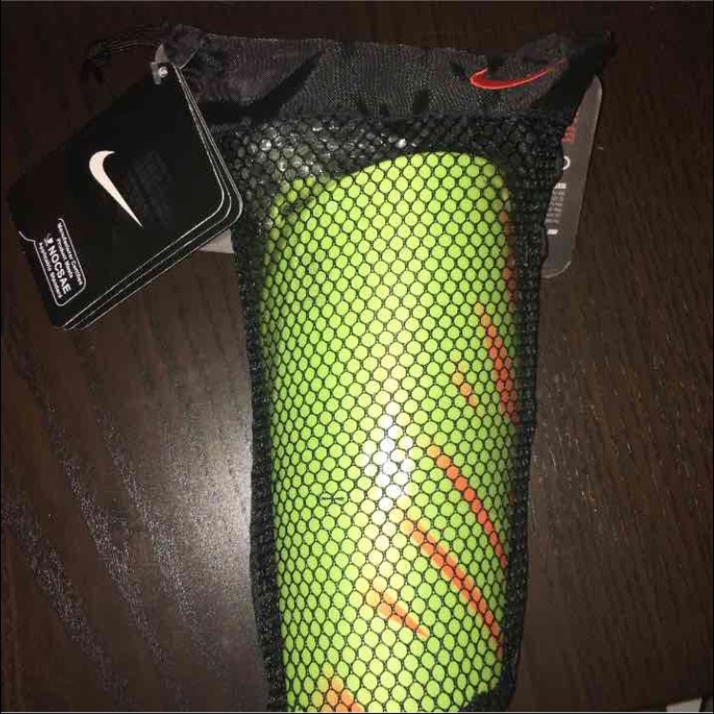 ⚽️Nike Shinguards