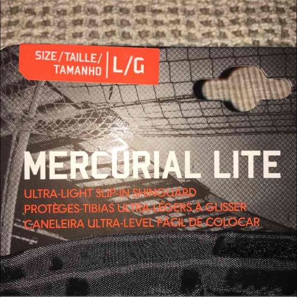 ⚽️Nike Shinguards - Picture 2 of 4