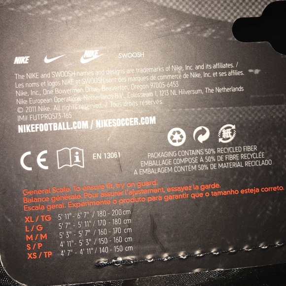 ⚽️Nike Shinguards - Picture 4 of 4