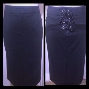 VS Corset Lace Back Seamed Pencil Skirt - Size 0