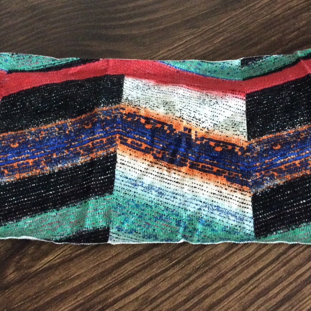 10/$20 SALE -- Handmade Chevron Stretch Headband - Picture 3 of 4