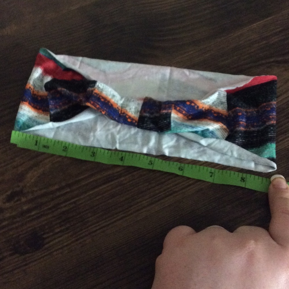 10/$20 SALE -- Handmade Chevron Stretch Headband - Picture 4 of 4