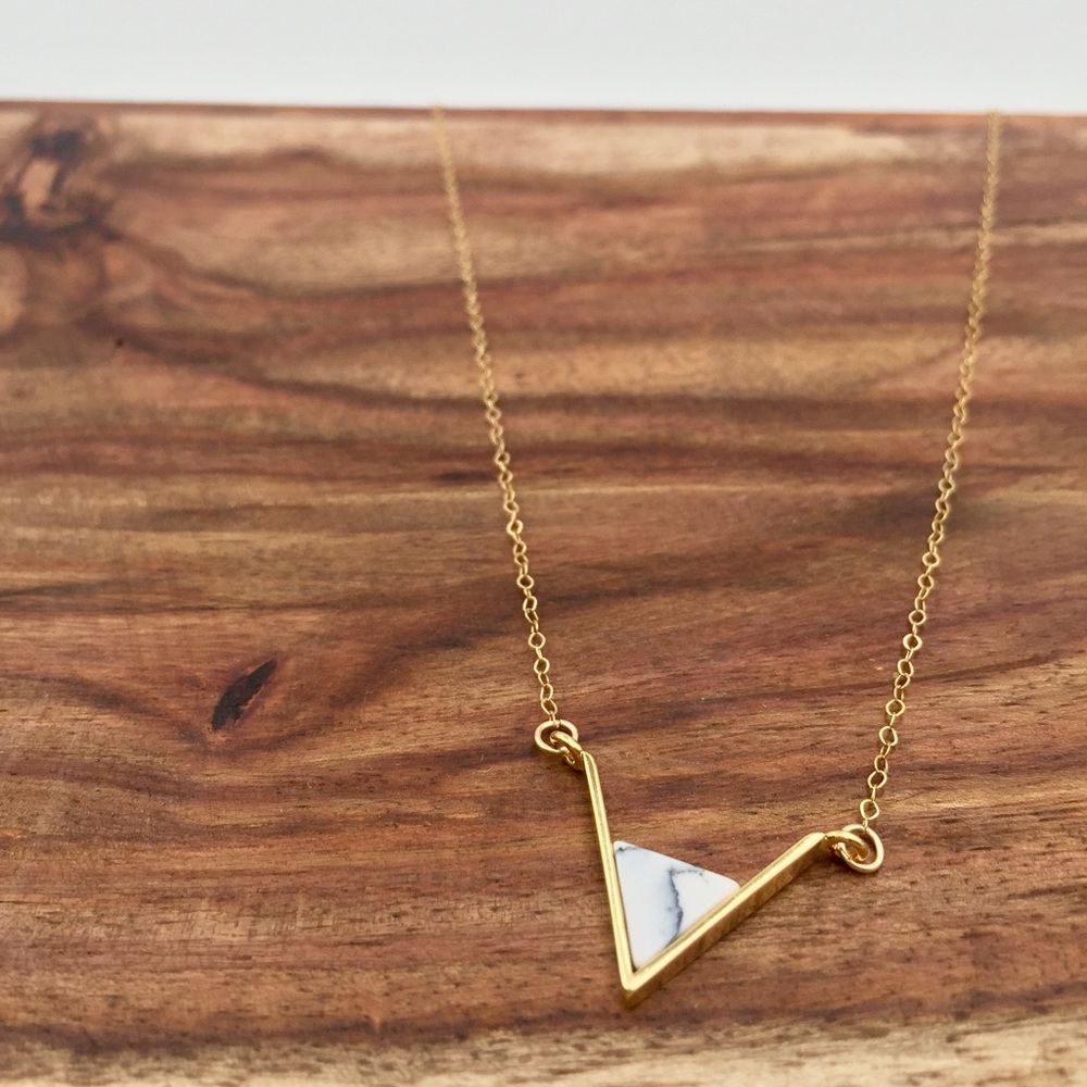 Triangle howlite white marble bar gold necklace