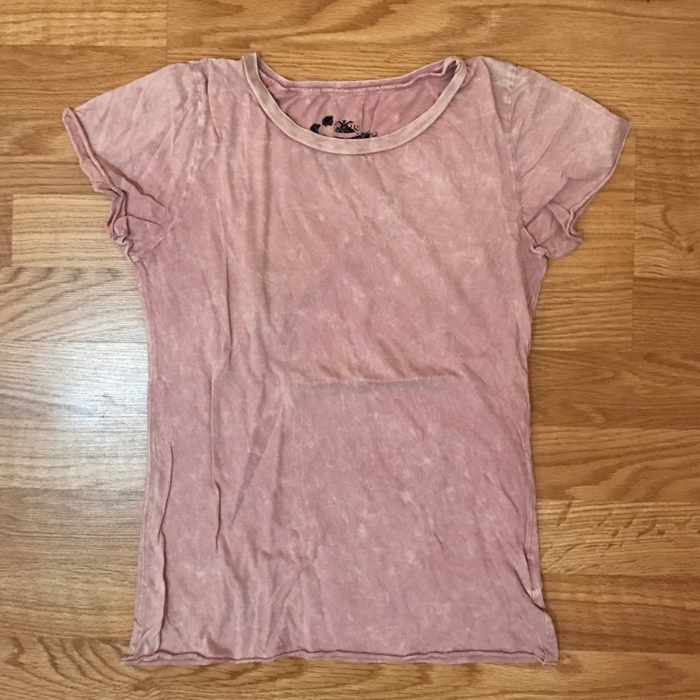 Tee