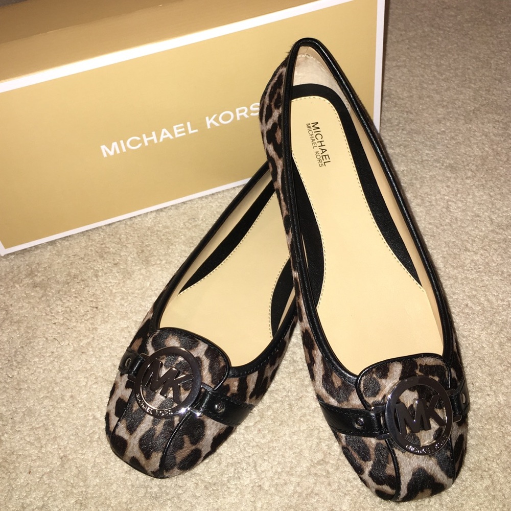 Michael Kors flats (never worn)