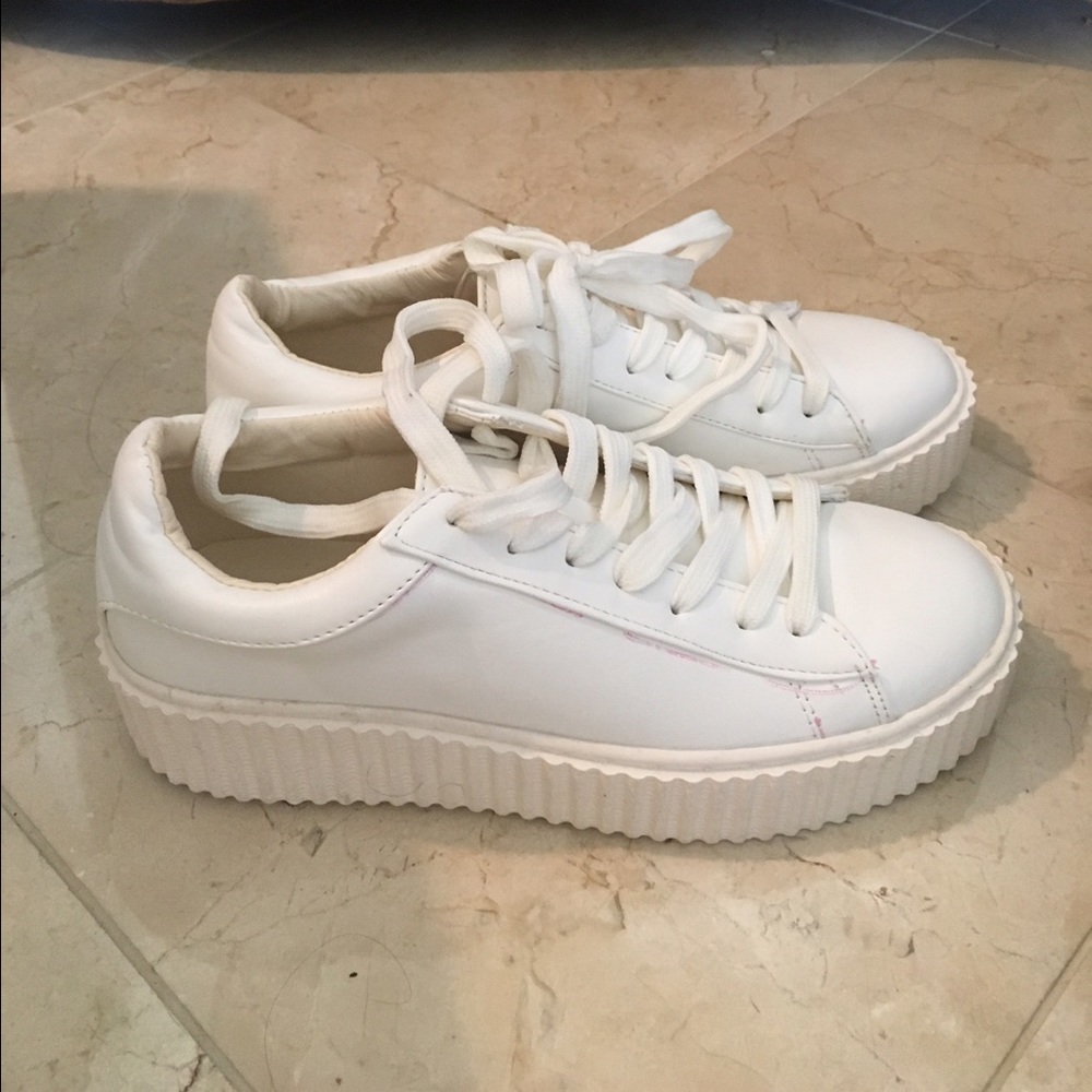 White Creepers