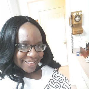 Meet your Posher, Ebony