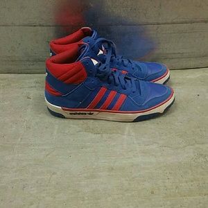 Adidas Sneakers