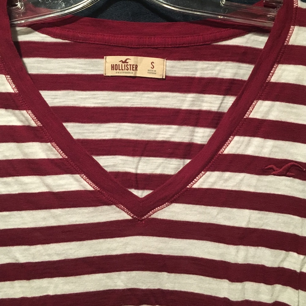 Maroon&White Striped Long Sleeve V-Neck