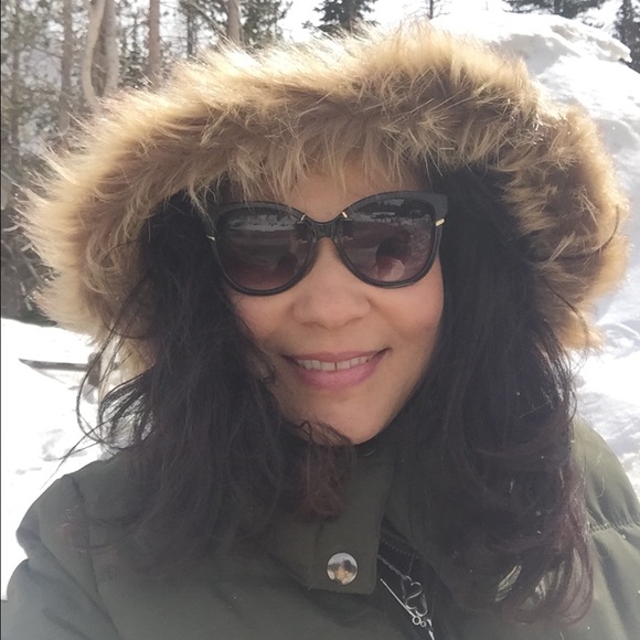 Meet your Posher, Patricia - Picture 3 of 5