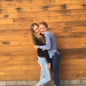 Meet your Posher, Mackenzie