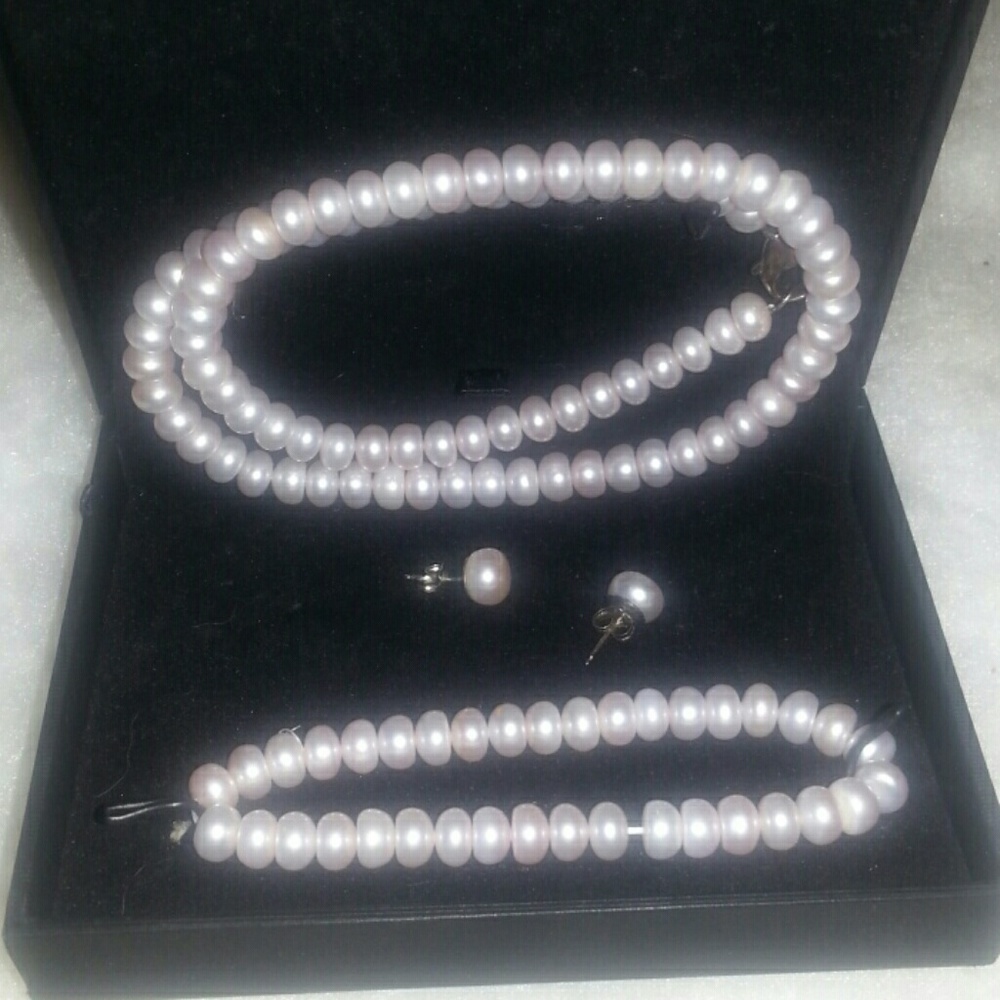 Pearl jewelry set