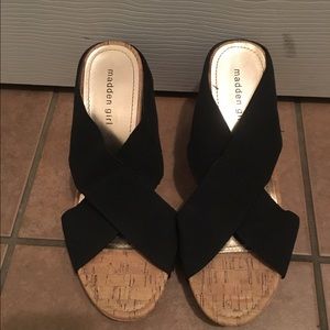 💋TONIGHT ONLY💋Madden Girl Wegdes