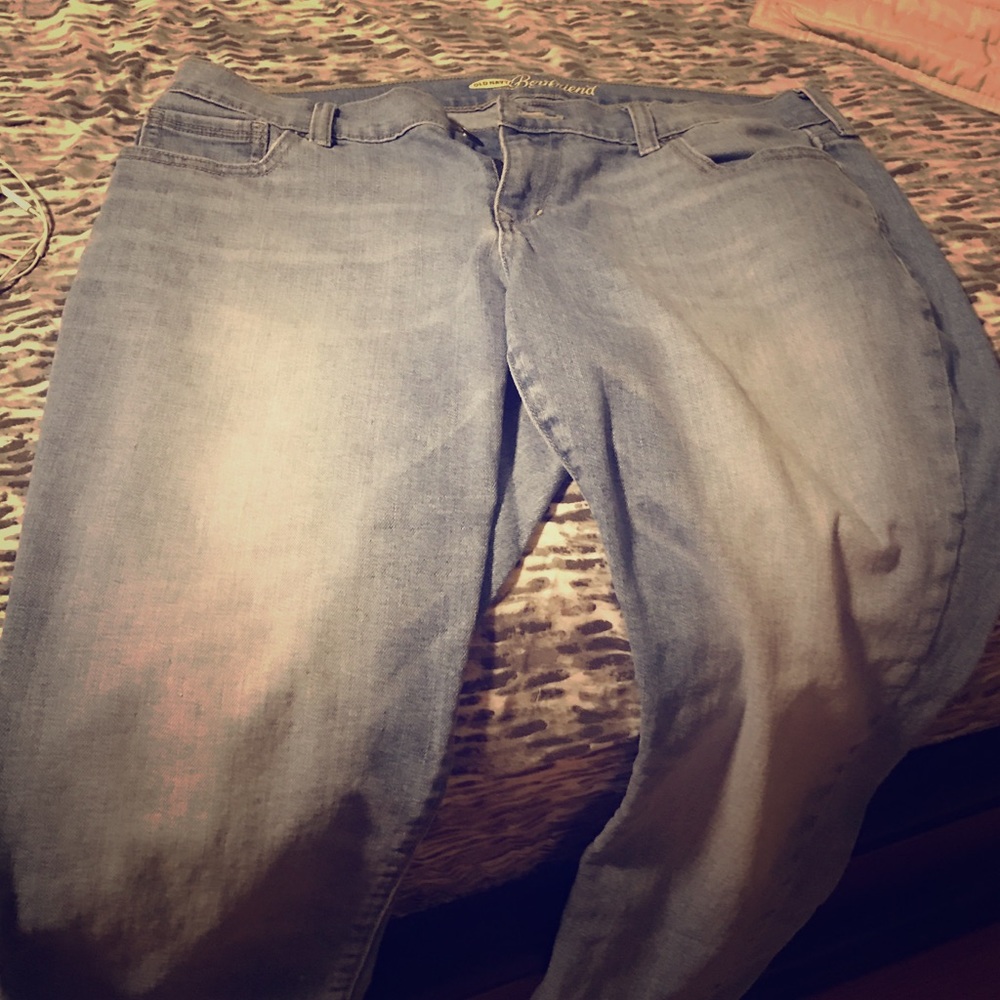 Old navy boyfriend jeans 👖