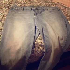 Old navy boyfriend jeans 👖