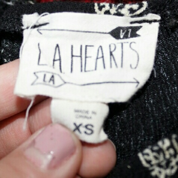 Fun LA Hearts Romper! - Picture 4 of 4