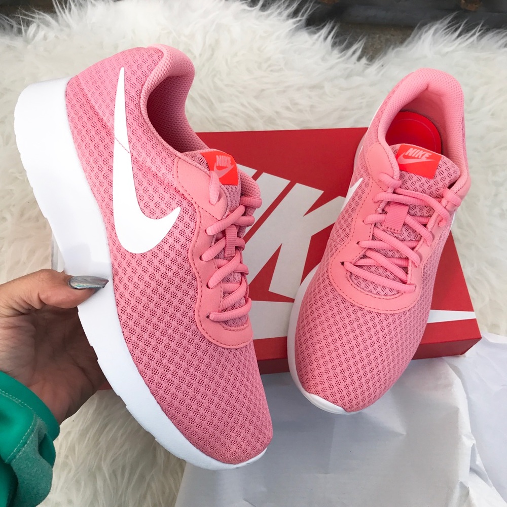 Nike women's lava glw crimson shoes sz 8 new - Picture 1 of 4