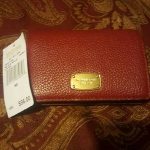 Michael Kors Leather wallet, color red