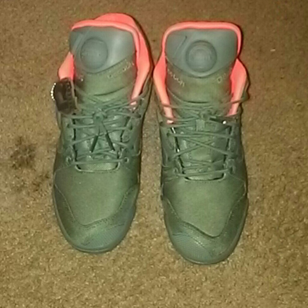 Reebok the pump tennis