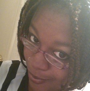 Meet your Posher, Gina