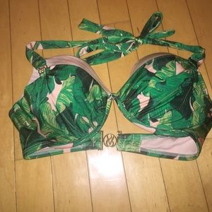 VICTORIA'S SECRET GREEN FOREST PATTERN PINK STRIP