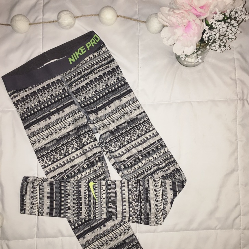 Nike Pro Leggings