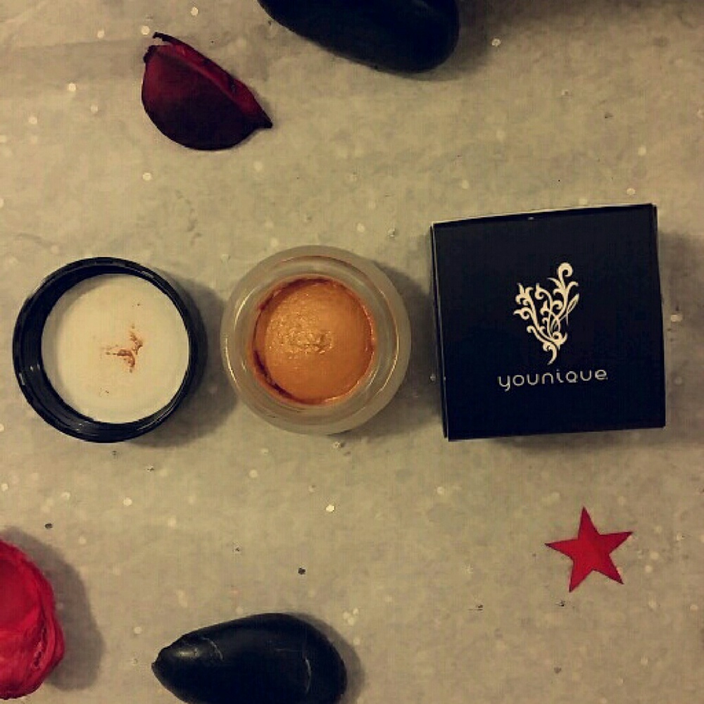 Cream Shadow NEW