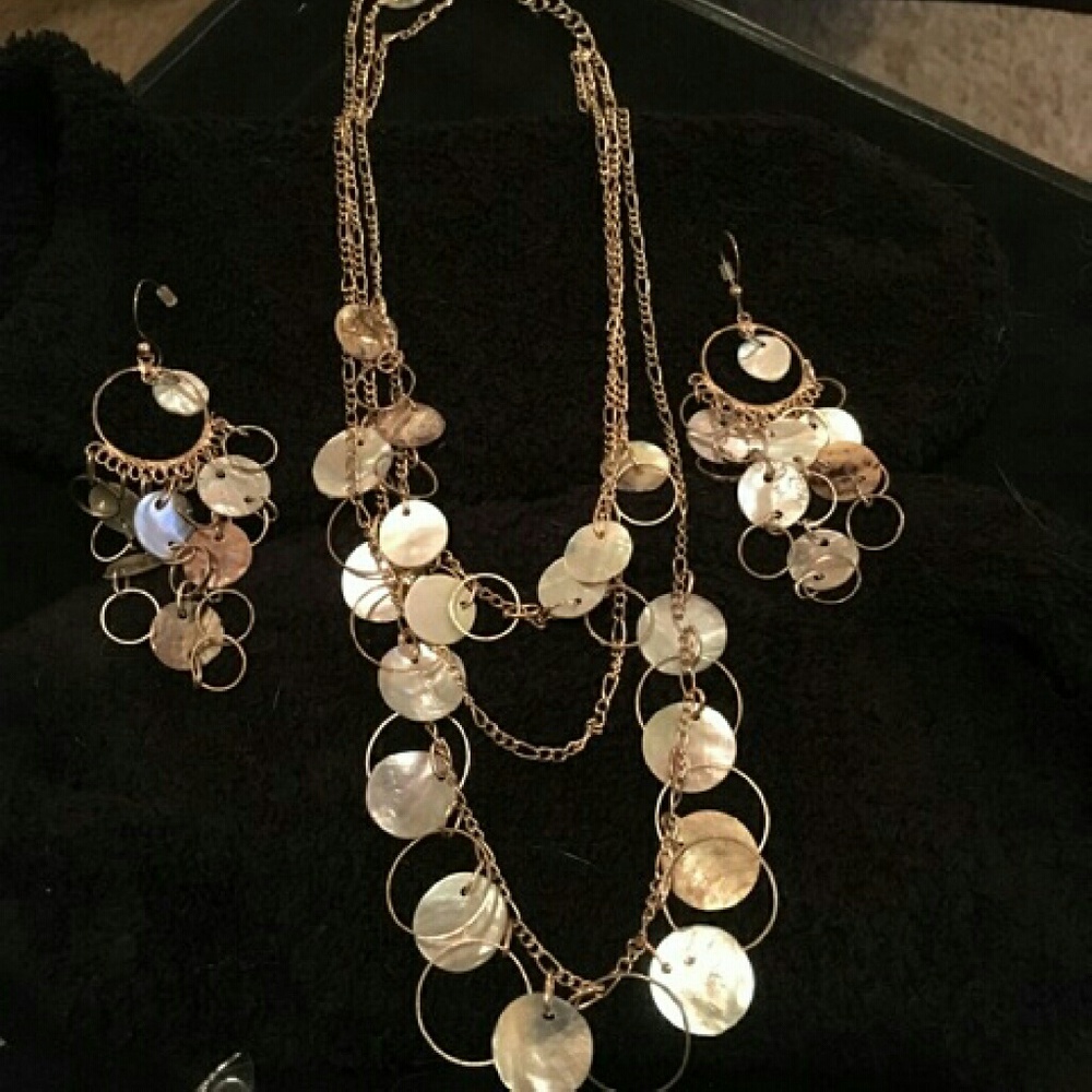 Necklace set