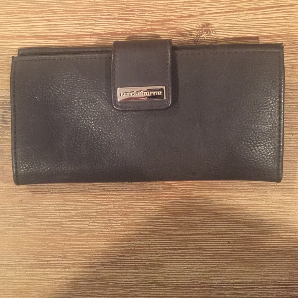 Liz Claiborne wallet