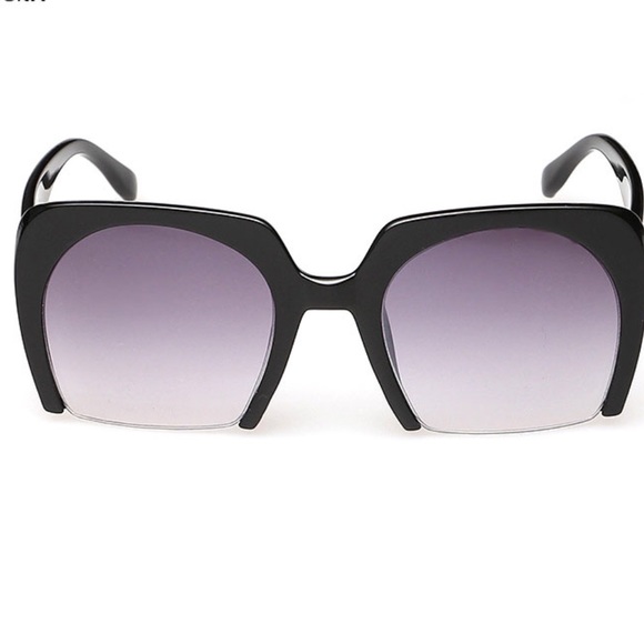 Blk bottom rimless sunnies - Picture 3 of 4