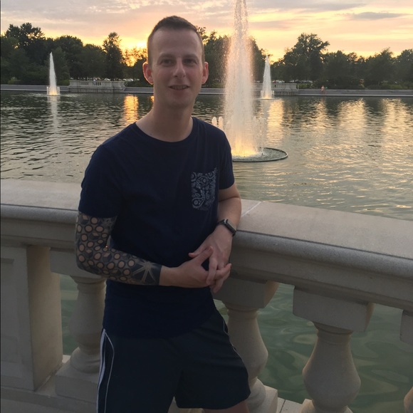 Meet your Posher, Mark - Picture 2 of 3