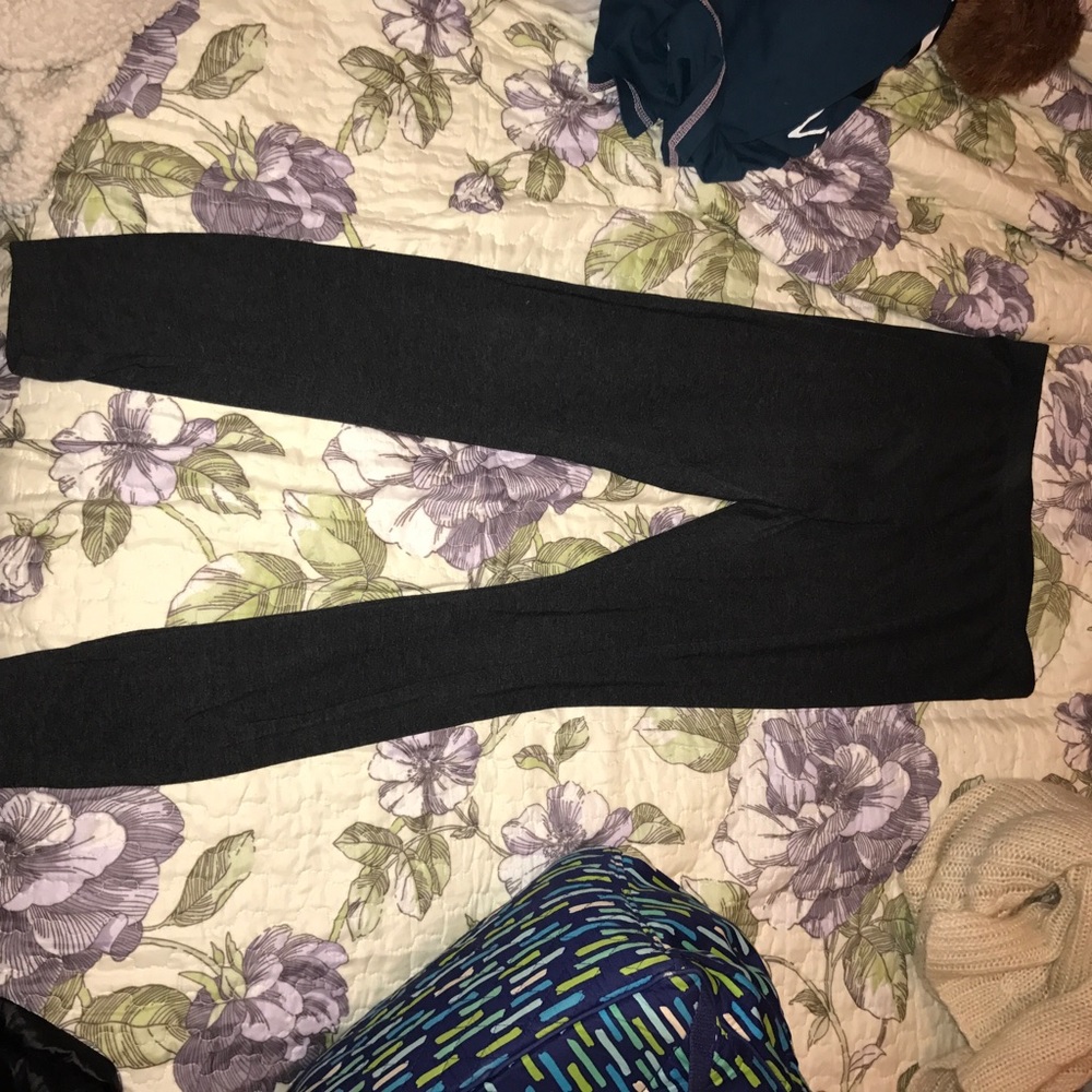 Old navy dark gray leggings size M