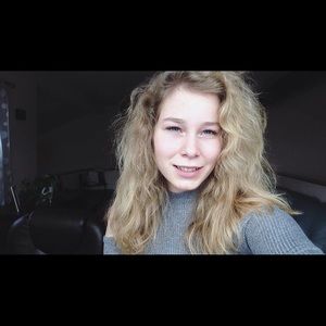 Meet your Posher, Ani