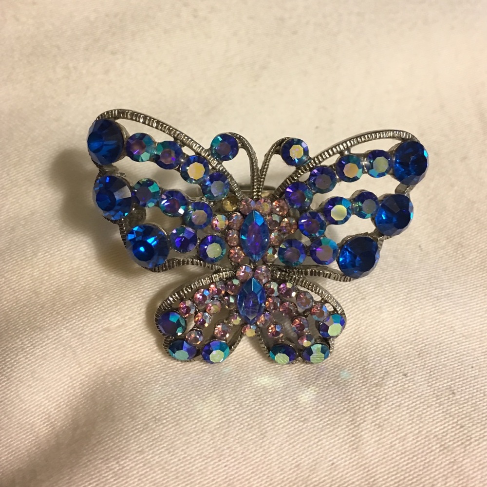 Blue Rhinestone Butterfly Statement Ring - Picture 3 of 3