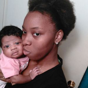 Meet your Posher, Raquel