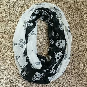 Black and white skull cross infinity scarf