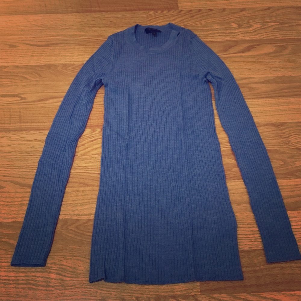 Form fitting long sleeve J. Crew tee