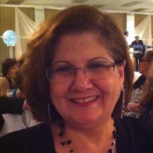 Meet your Posher, Feona