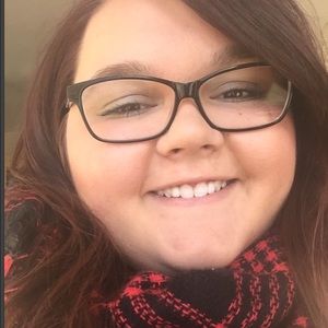 Meet your Posher, Jonlyn