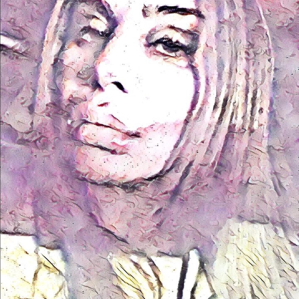 Meet your Posher, Ellie