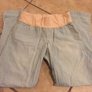 GAP Pants - Gap maternity straight crop pin stripe pants 2 GAP Pants - Gap maternity straight crop pin stripe pants 2