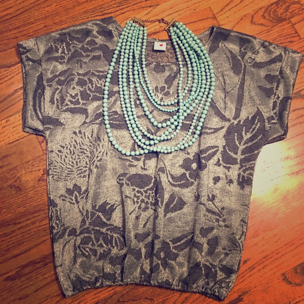 Round neck top
