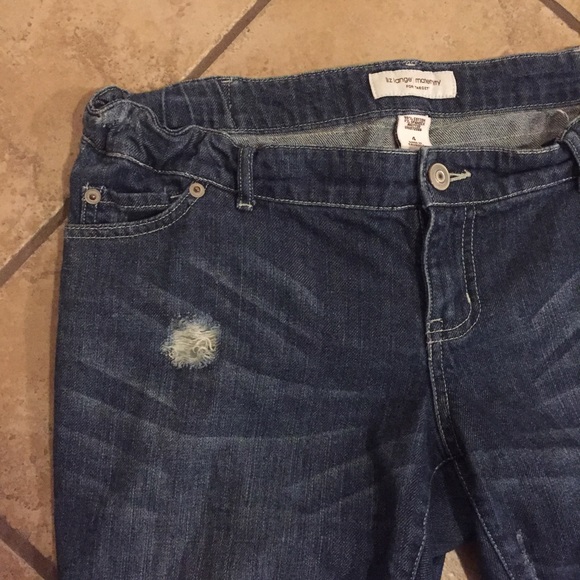Liz Lange Jeans - 💋FINAL SALE💋Maternity straight leg jeans size 4 Liz Lange Jeans - 💋FINAL SALE💋Maternity straight leg jeans size 4