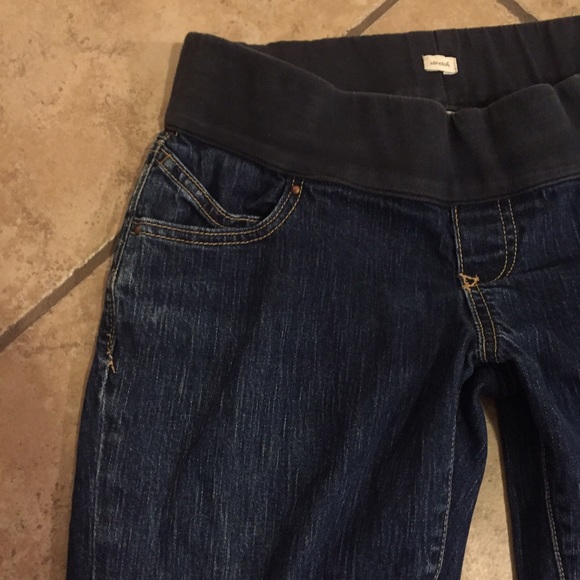 Old Navy Jeans - 💋FINAL SALE💋Maternity jeans size 2 short Old Navy Jeans - 💋FINAL SALE💋Maternity jeans size 2 short