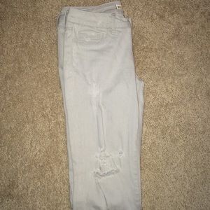 Light wash Ripped skinny jeans