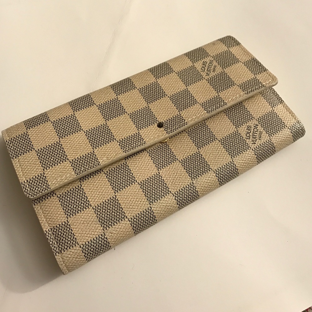 White Checkered Wallet