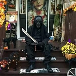 Meet your Posher, Monty