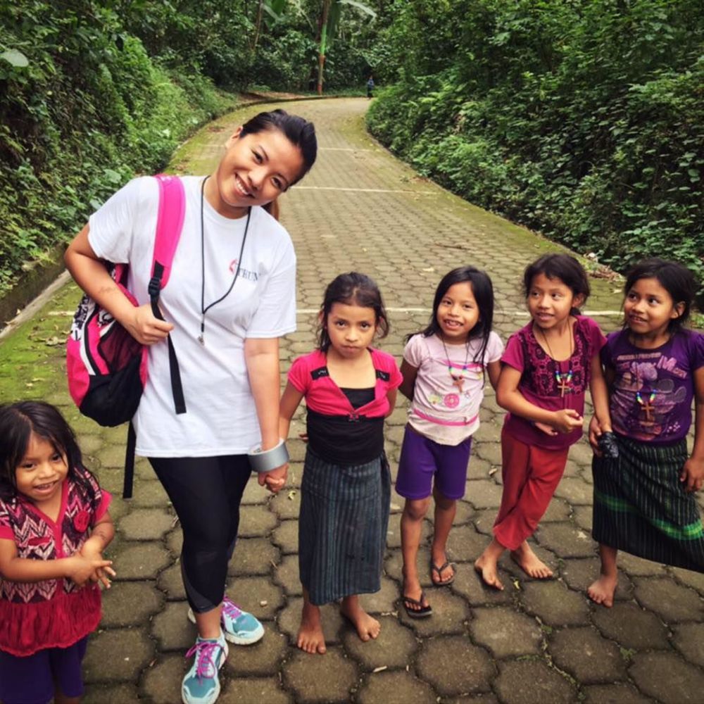 Meet your Posher, Sera