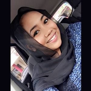 Meet your Posher, Chami